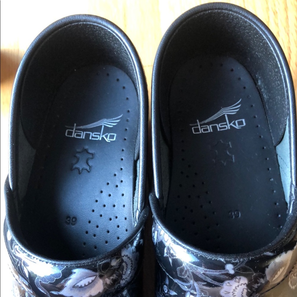 Dansko Black/Blue/Silver Floral Clogs size 39 - Picture 10 of 11